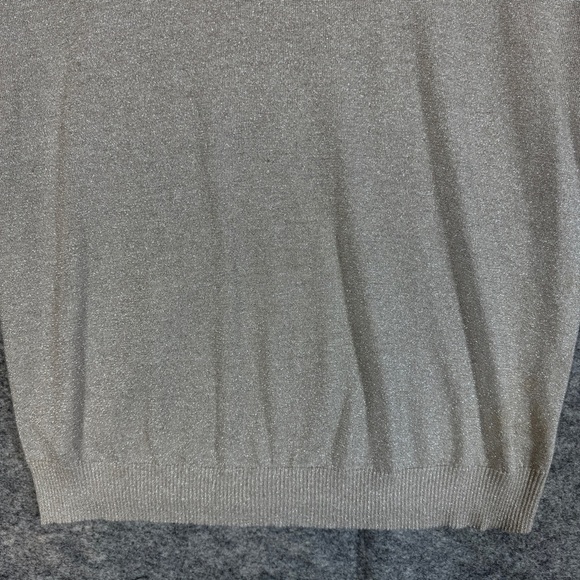 Velvet by Graham & Spencer Metallic Silver Cowl Neck Top 3/4 Sleeve Size S - Picture 12 of 12